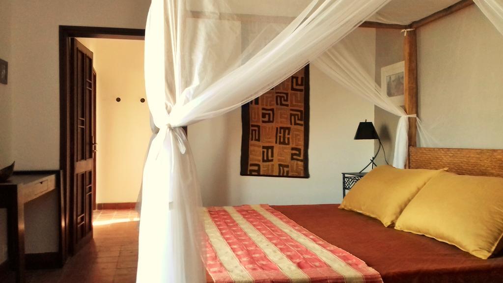 Maison D'Hotes Niokobokk Ndiebene Екстер'єр фото