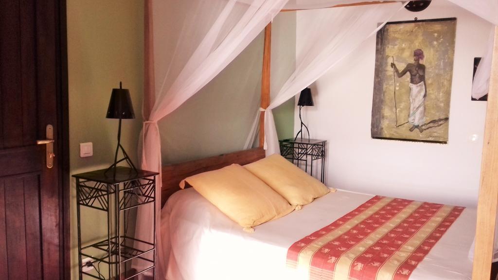 Maison D'Hotes Niokobokk Ndiebene Номер фото